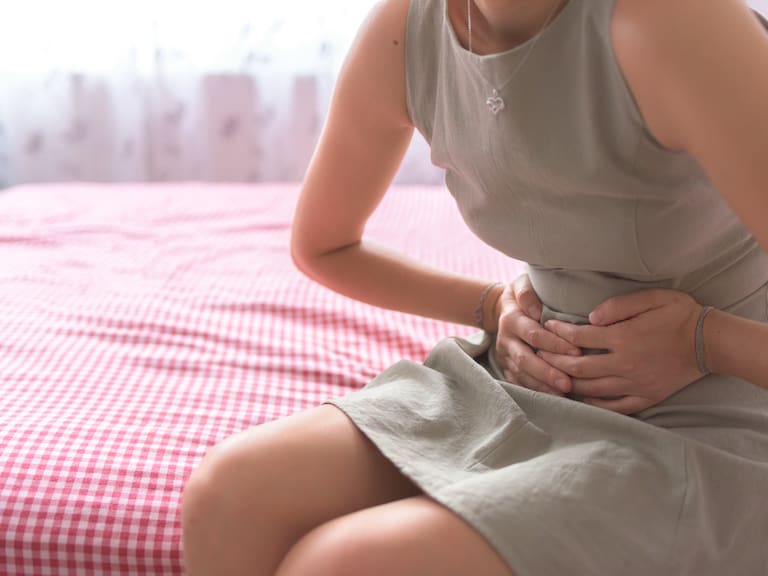 Alertan por enfermedad que afecta al 10% de las mujeres y puede tardar hasta 10 años en diagnosticarse