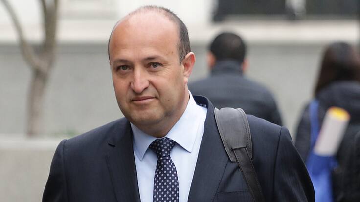Revelan que exfiscal Manuel Guerra habría eliminado cargo de cohecho en Caso Penta pese a recomendación de la Fiscalía Nacional
