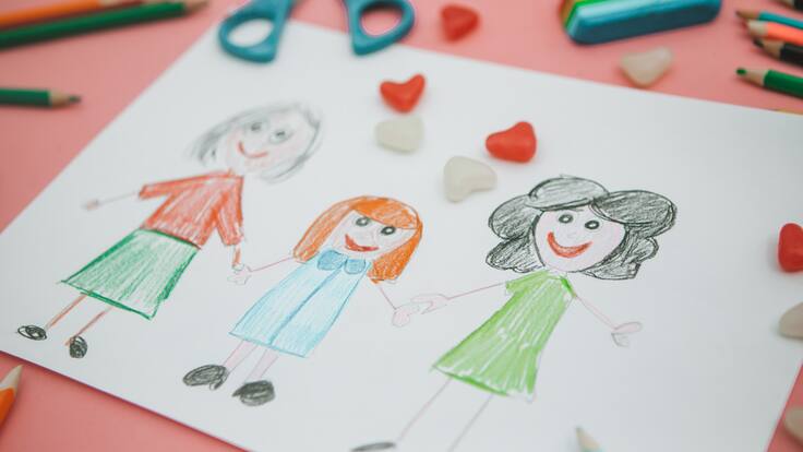 Qué dice la psicología sobre quienes guardan objetos de la infancia de sus hijos durante años