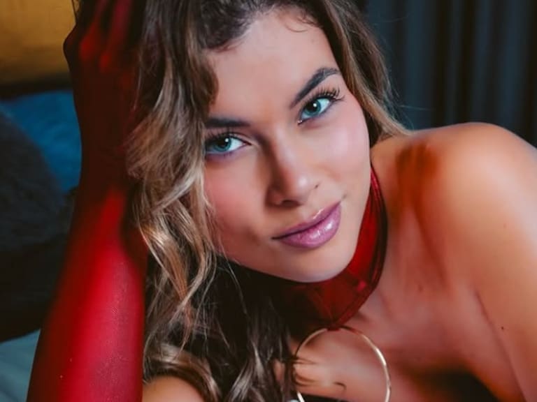 Conocida tiktoker chilena lo logró: posó con estas jugadas imágenes para Playboy
