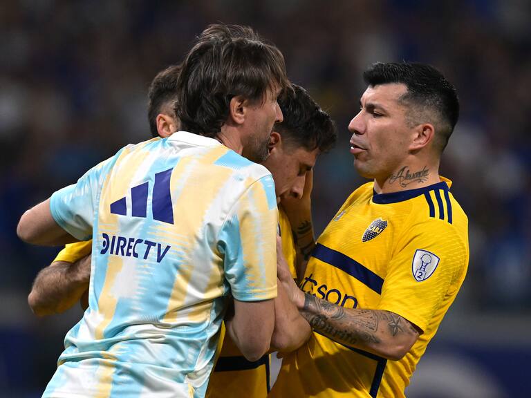 “Hay conversaciones, pero no hay nada concreto”: en la UC esperan avances para que se produzca el regreso de Gary Medel