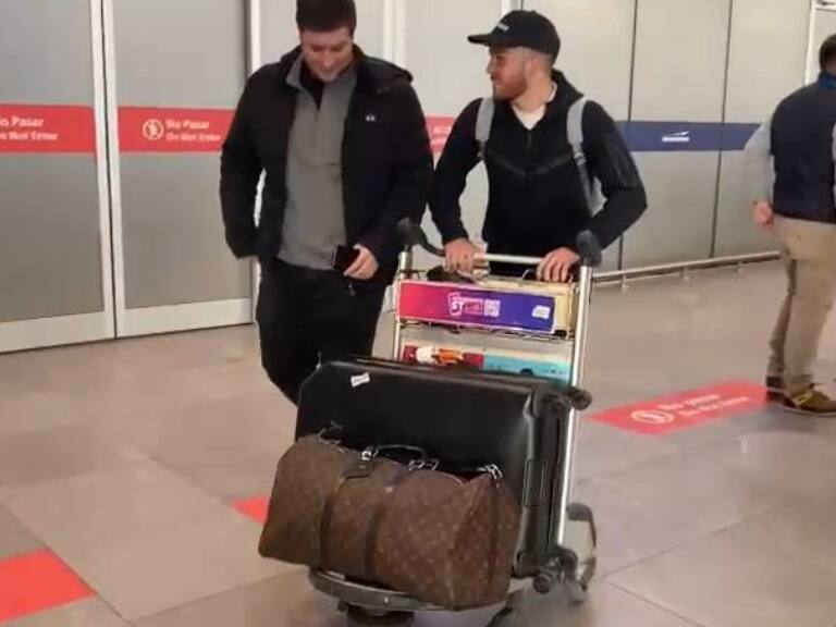 Felipe Méndez se suma a La Roja tras 30 horas de vuelo: "Espero sumar la mayor cantidad de minutos posible"