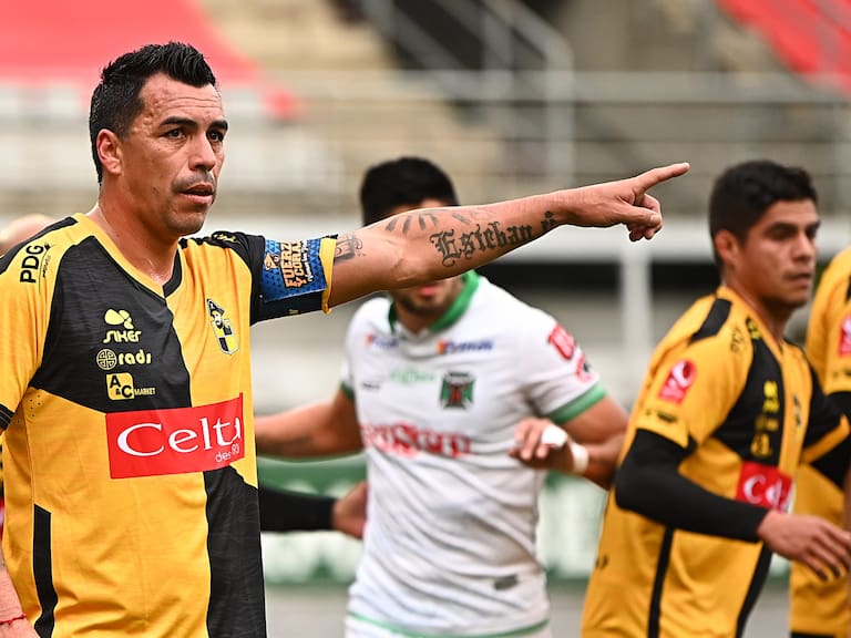 15 DE JULIO 2021 / TEMUCO
Esteban Paredes durante el partido valido por la onceava fecha del Campeonato de Ascenso Betsson 2021 , entre Deportes Temuco y Coquimbo Unido disputado en Estadio Germán Becker disputado en Estadio Germán Becker
FOTO: MARCOS MALDONADO / AGENCIAUNO