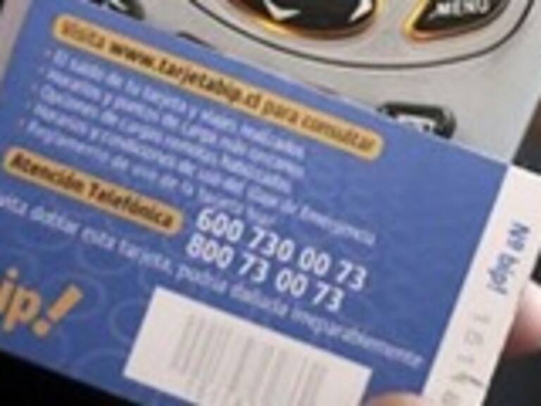 Transporte Público RM anunció sanciones por carga ilegal de tarjetas Bip!