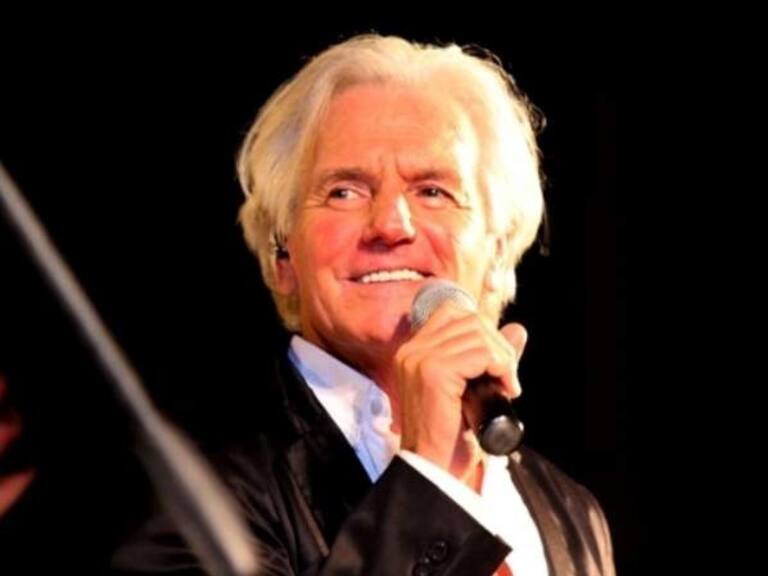 A los 71 años falleció el cantautor argentino Sergio Denis