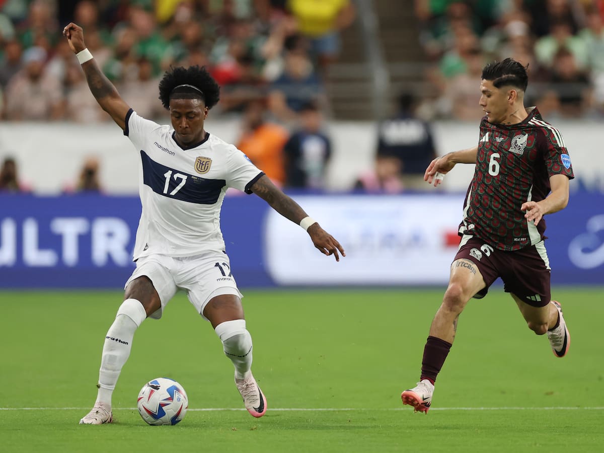 Ecuador rescató un empate frente a México y avanzó a los 4tos de final de Copa América