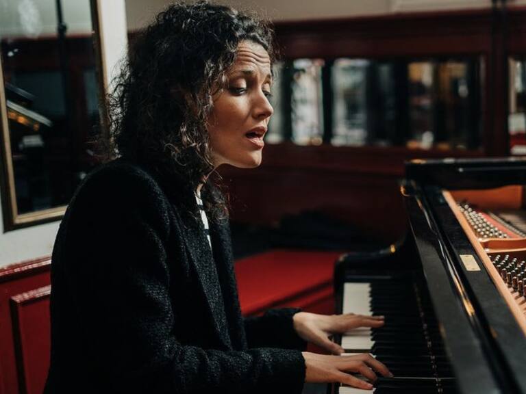 Sheila Blanco y su primer concierto en Chile: “Va a ser un viaje musical y poético”