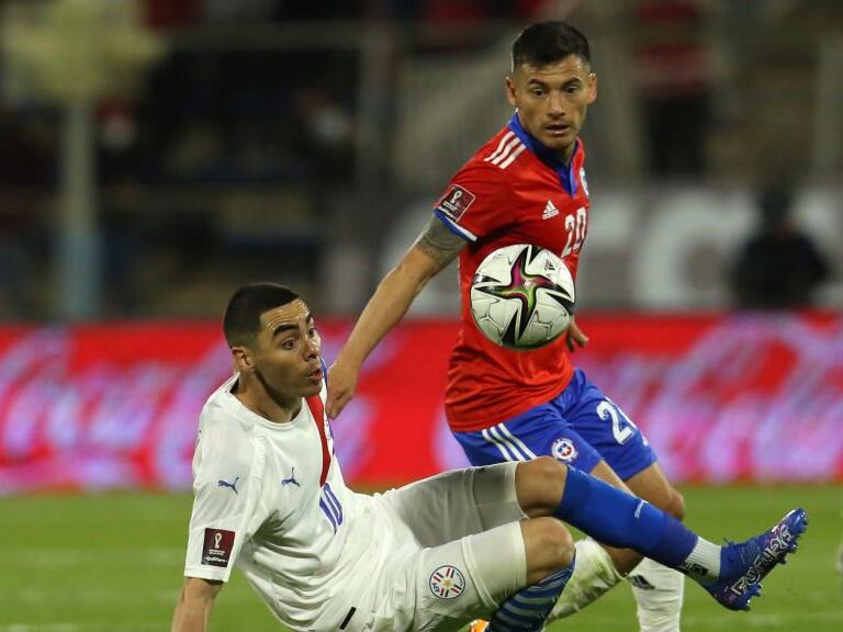 Conmebol liberó los audios del VAR de la expulsión de Charles Aránguiz