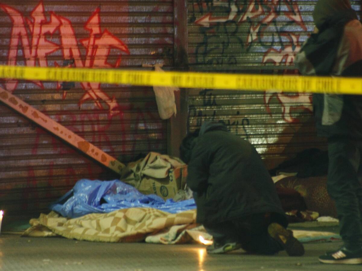 Homicidio en La Pintana: Persona en situación de calle fue encontrada sin vida en plena vía pública