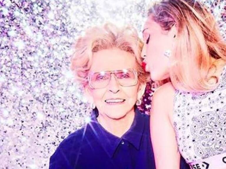 Miley Cyrus devastada por la muerte de su abuela: «Siempre serás mi inspiración y mi ídola»