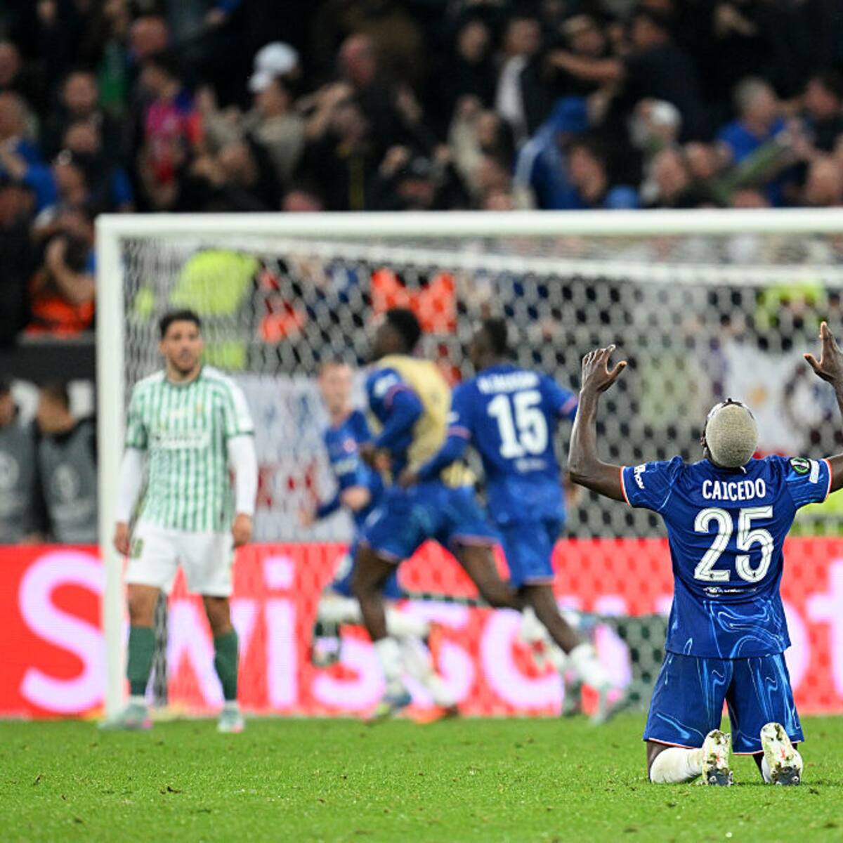 Real Betis rozó la gloria, pero terminó cayendo ante el Chelsea que se quedó con la Conference League 2024-25