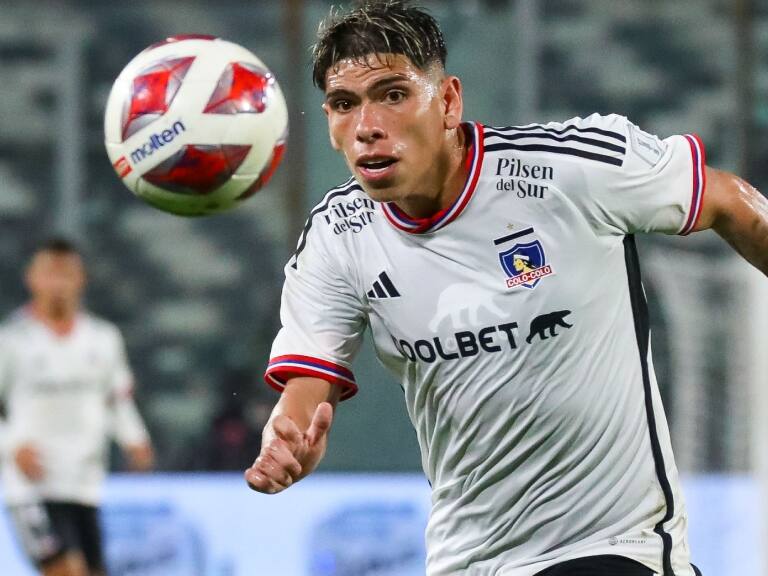 Carlos Palacios comandará la ofensiva de Colo Colo para visitar a América Mineiro en Copa Sudamericana