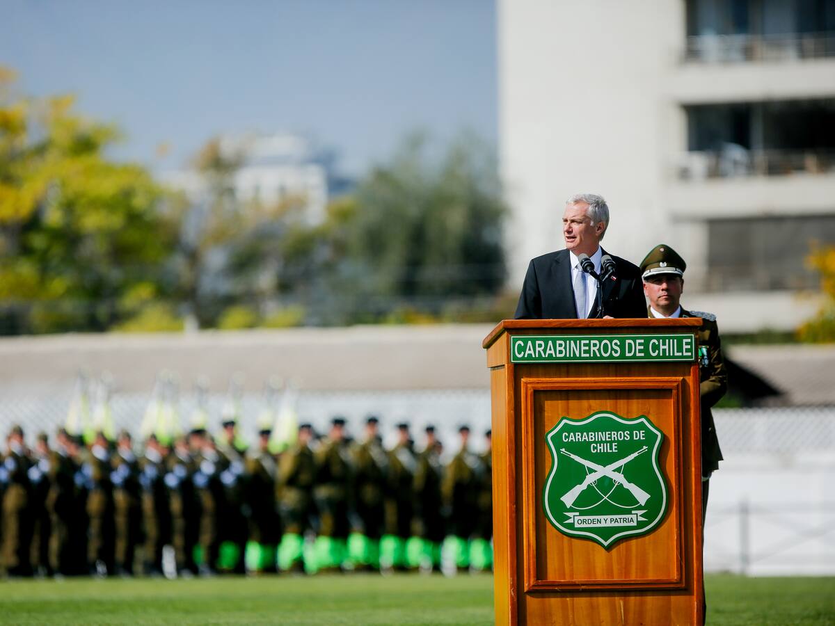 “Para honrar a los héroes de Chile”: Presidente Kast anuncia paquete de medidas para Carabineros en su 99° aniversario