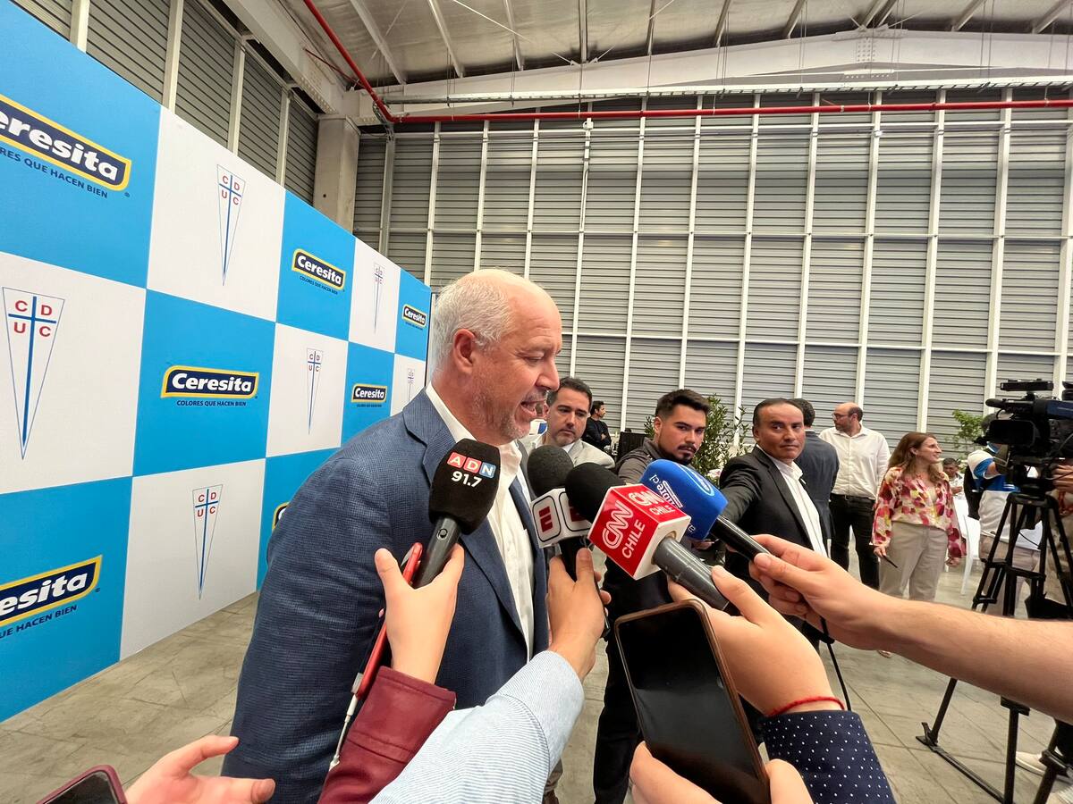 “Me choca bastante”: Juan Tagle rechaza la idea de sancionar a los clubes con puntos ante desórdenes de sus hinchas