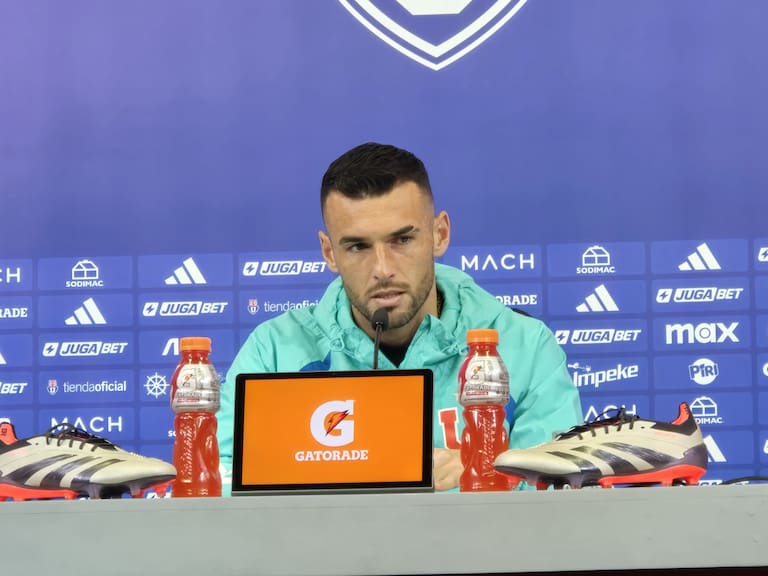 Fabricio Formiliano aborda la batalla por el título ante Colo Colo y con un Clásico Universitario de por medio: “De reojo siempre se ven los partidos”