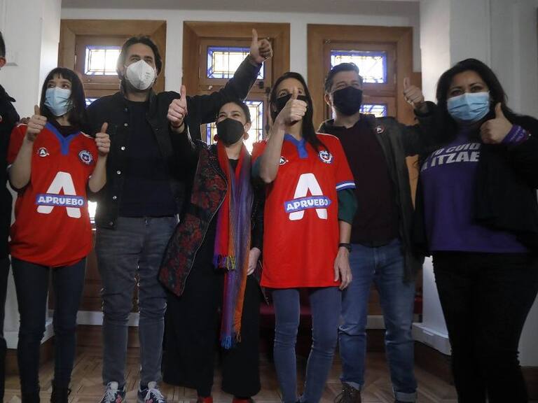 Comando del Apruebo presenta a sus coordinadores de cara al plebiscito con Cariola, Mirosevic y Heusser al mando