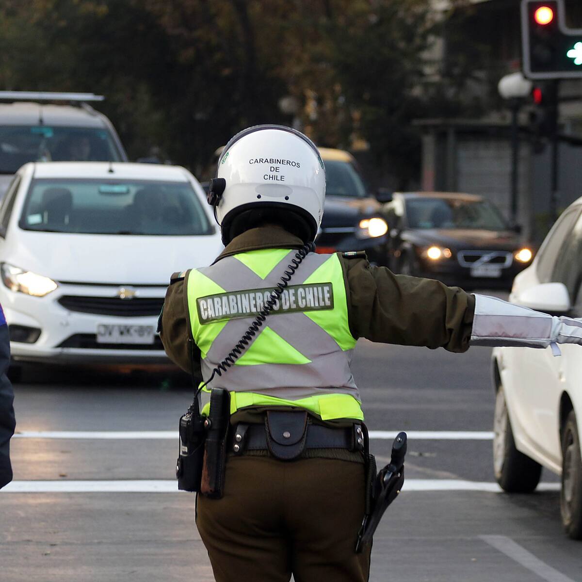 Restricción vehicular en Chile 2026: qué vehículos no pueden circular hoy viernes 12 de junio en Santiago