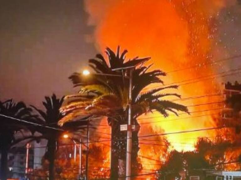 Dos personas fueron detenidas tras los incidentes en el banderazo de los hinchas de la U en La Serena