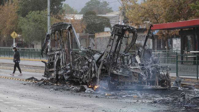 Bus incendiado, bus, quemado, incendio, siniestro