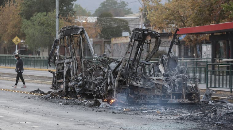 Bus incendiado, bus, quemado, incendio, siniestro