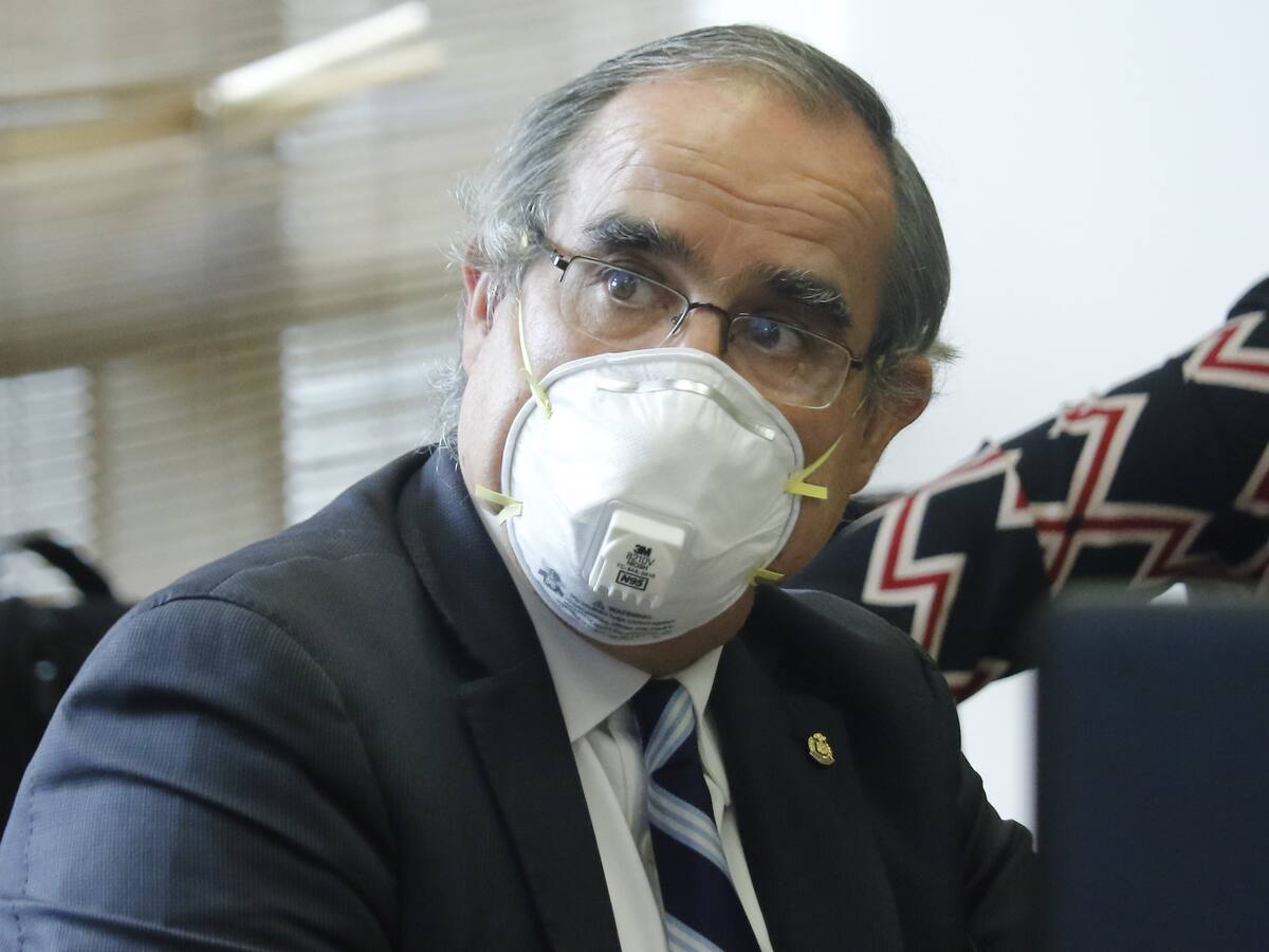 Senador Kenneth Pugh dio negativo en test de coronavirus Covid-19