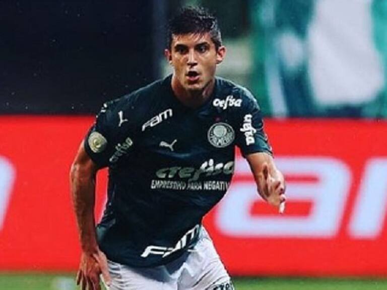 Futbolistas del Palmeiras ocuparon la camiseta del chileno Kuscevic para burlarse del Corinthians tras goleada en Brasil