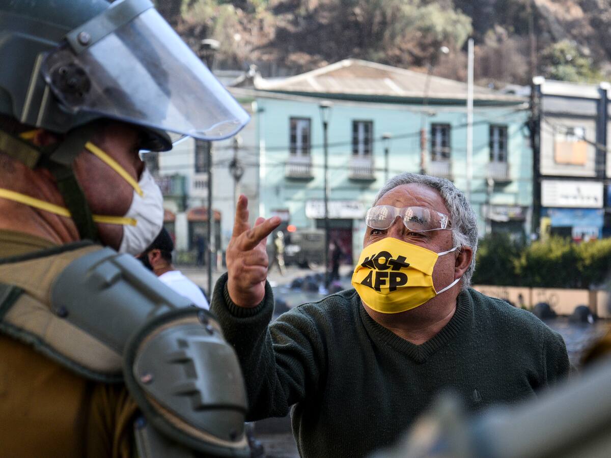 Tromben por rechazo a retiro de parte de fondos de pensiones: «Aquí hay gente que está protegiendo su pellejo y sus inversiones»