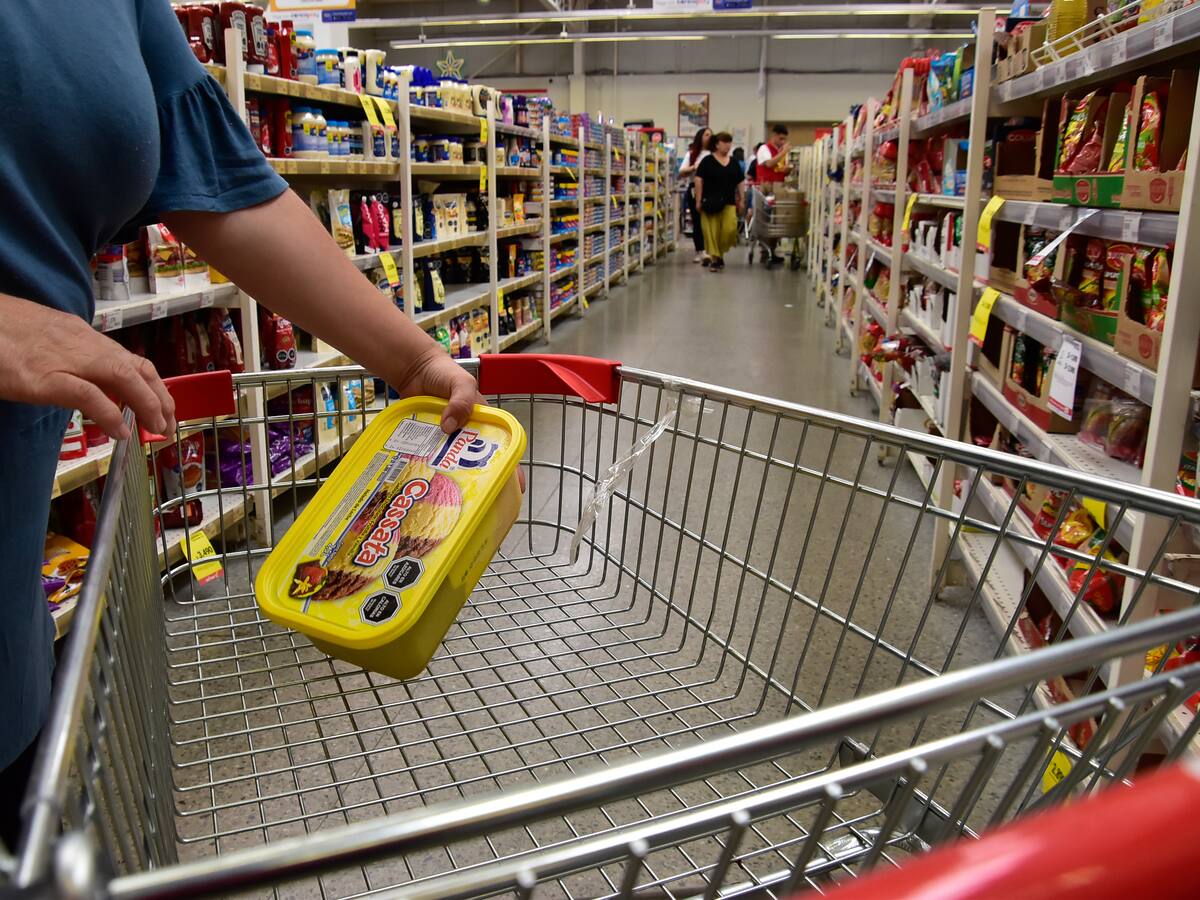 Segunda vuelta de gobernadores en Chile: estos son los únicos supermercados que abren este domingo 24 de noviembre por las Elecciones