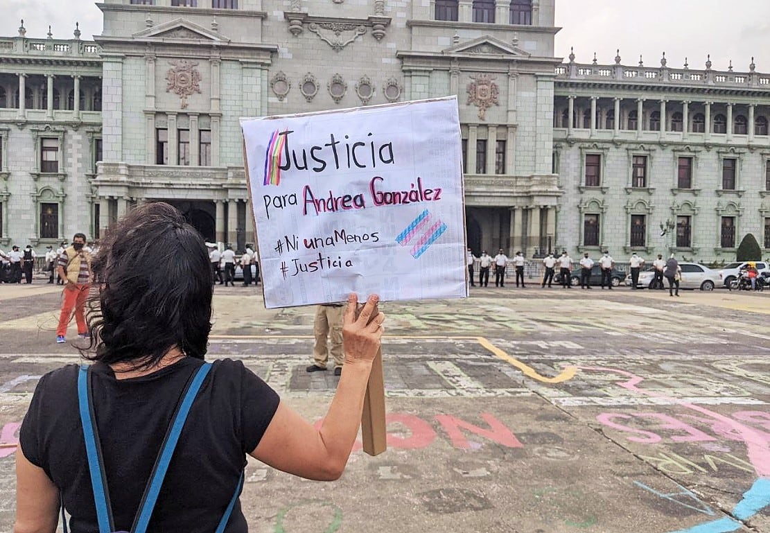 Protesta por el asesinato de dirigente LGBTIQ+ en Guatemala
