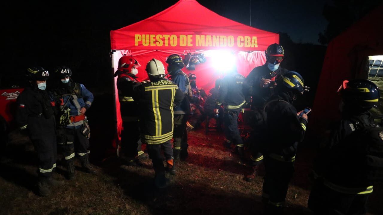 18 DE FEBRERO DE 2021 / LUBUPersonal de PDI,GOPE , Bomberos y lugareños se encuentran en al búsqueda del niño de tres años desaparecido desde la tarde del miércoles.
FOTO: RODRIGO GAJARDO/ AGENCIAUNO