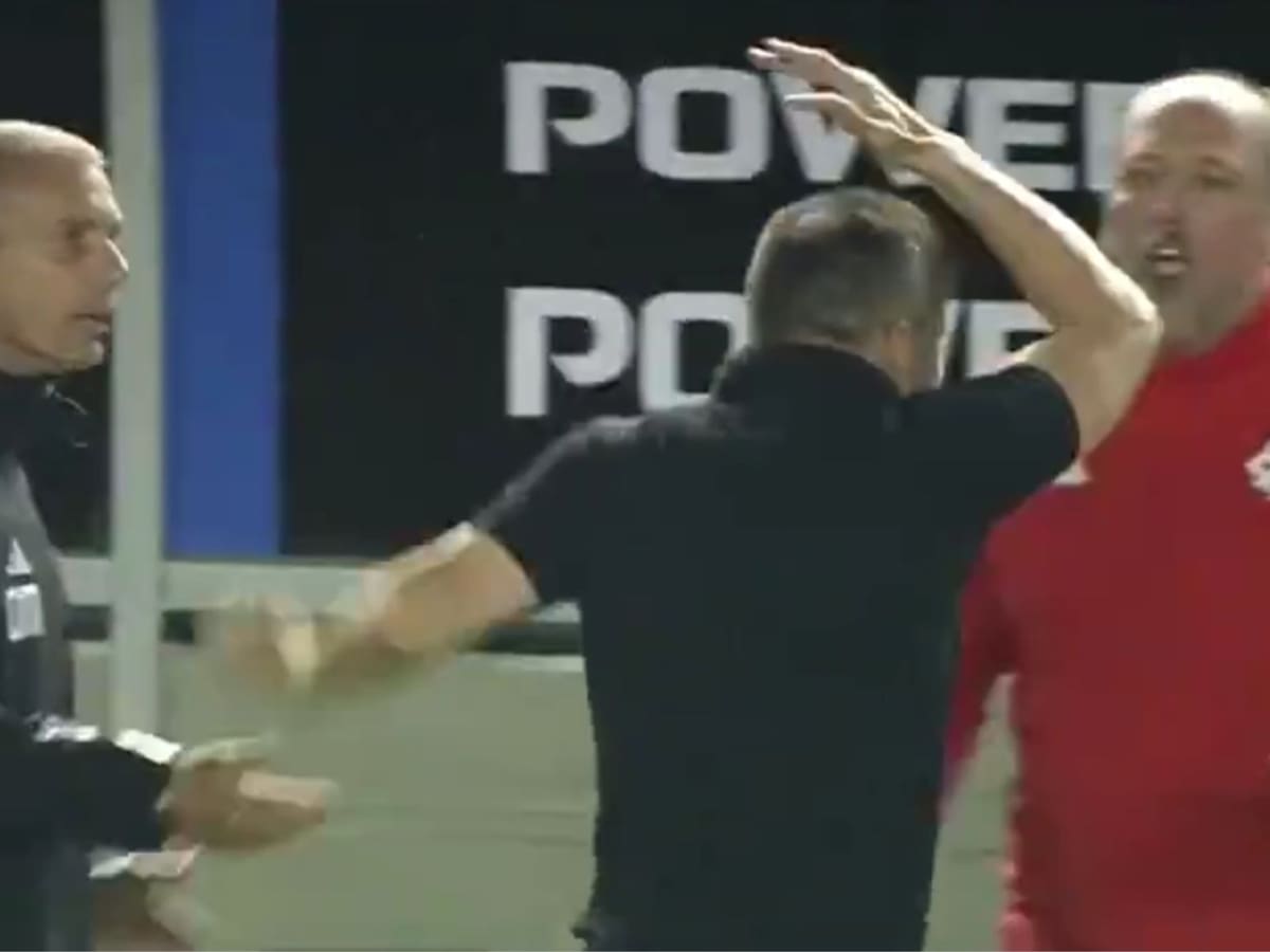 La furiosa reacción del DT de Charles Aránguiz tras clasificación de Inter en Copa Sudamericana