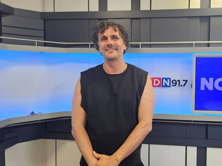 Sergio Lagos se reinventa y revela detalles de su nueva vida musical en familia: “Estoy hecho un papá totalmente embobado”