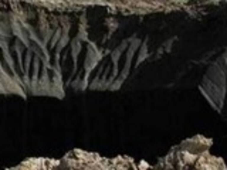 Descubren que misteriosos agujeros en Siberia son causados por cambio climático