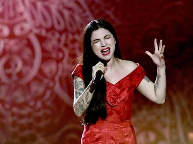Mon Laferte anuncia su retiro temporal de los escenarios