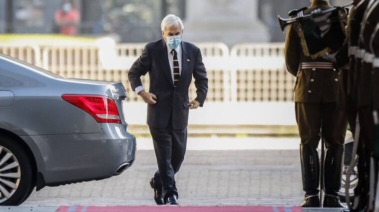 Presidente Piñera citó a comité de emergencia en La Moneda