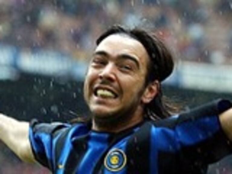 Inter de Milán homenajeó al Chino Recoba en su último día como futbolista