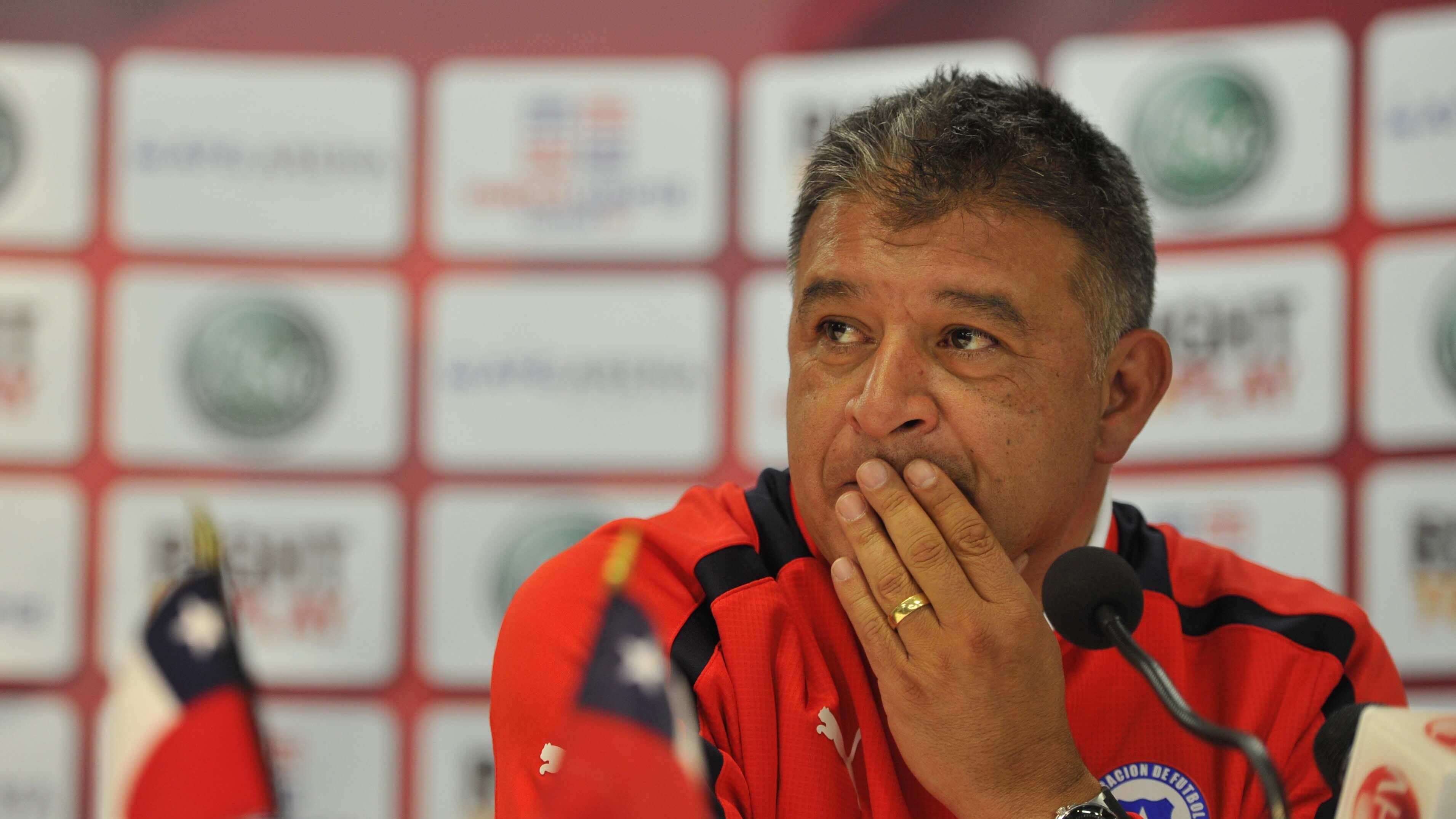 Claudio Borghi: "Gustavo Quinteros es una buena posibilidad para la Roja"
