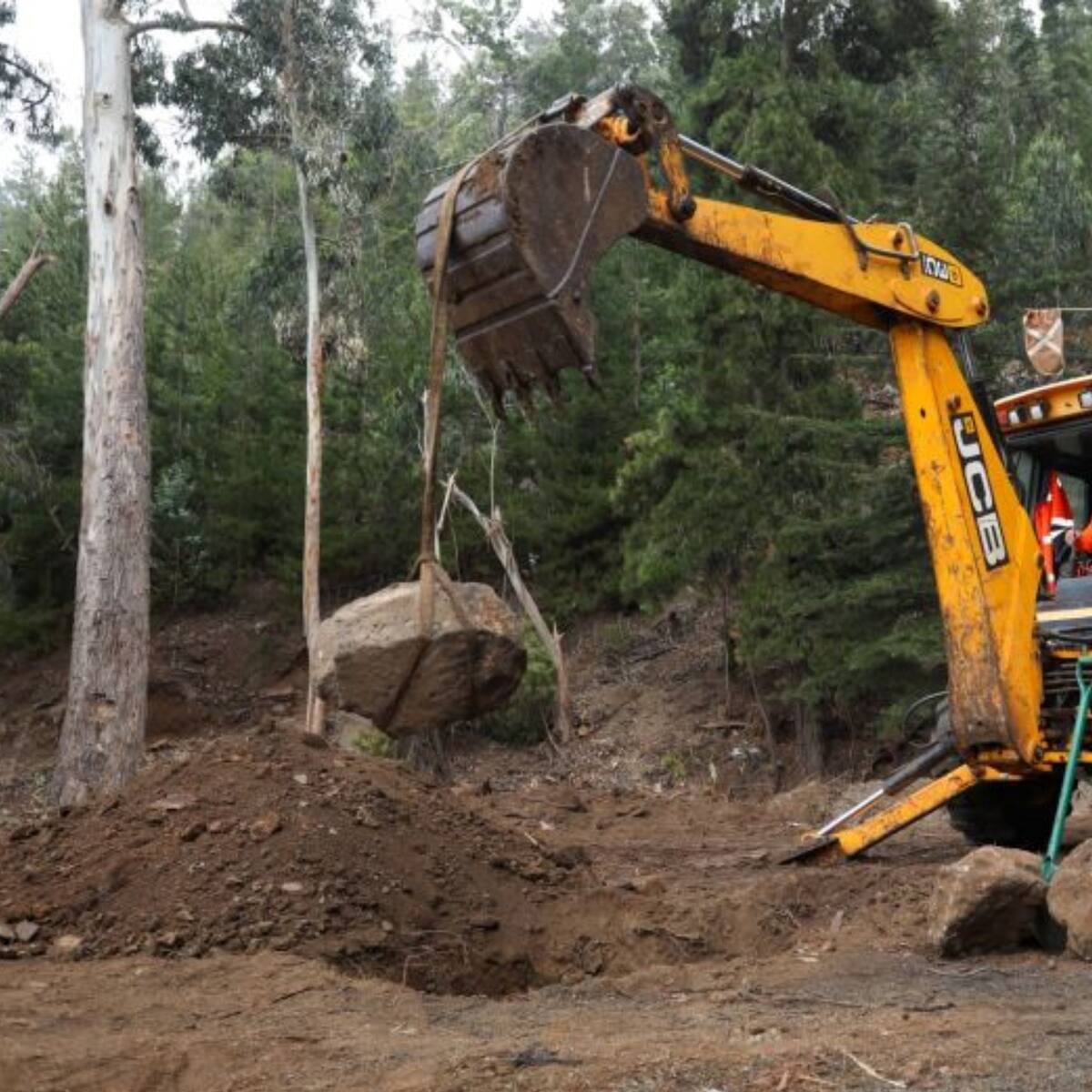Tras ser arrasado por el tsunami de 2010: inicia proyecto de reposición de colegio en Juan Fernández