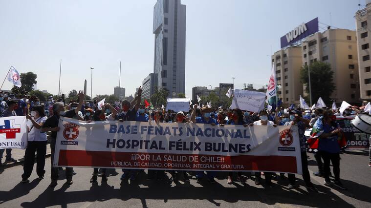 Ministro Paris lamentó paralización de gremios de la salud
