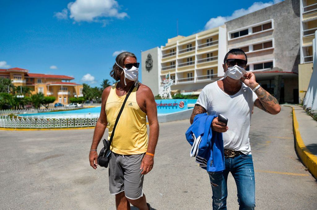 Turistas italianos en un hotel de La Habana