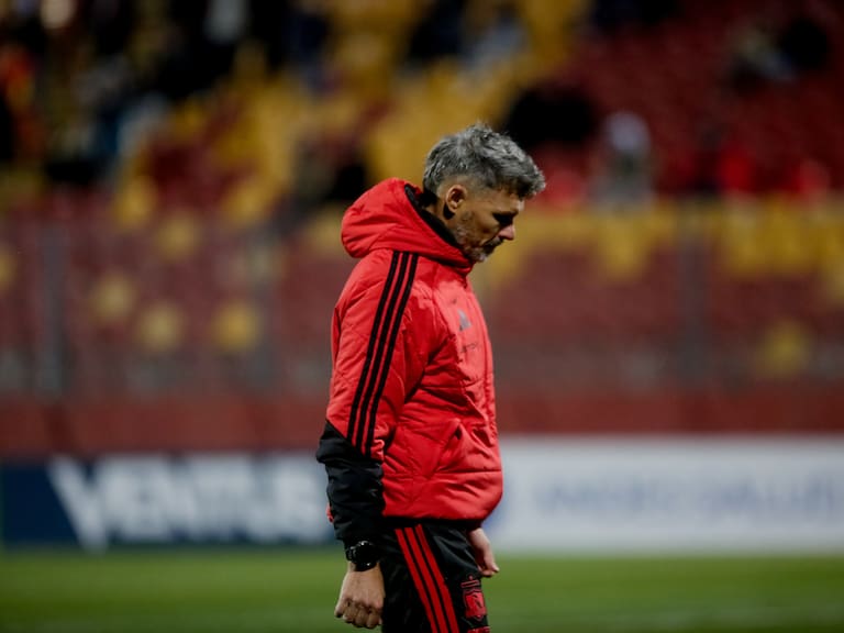 “Nunca llegó ninguna propuesta”: se cae definitivamente el fichaje que quería Fernando Ortiz en Colo Colo