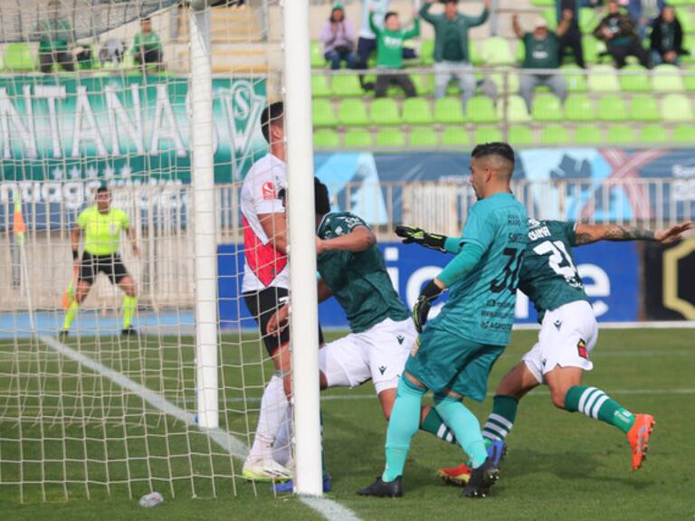 Curicó Unido no pudo ante Wanderers en casa y quedó en serio riesgo de descender a la Segunda División Profesional
