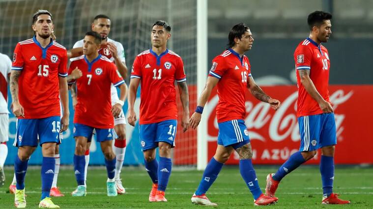 El análisis de Guarello tras la derrota frente a Perú: "Chile está eliminado futbolística, anímica y espiritualmente"