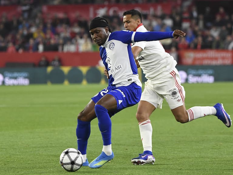 Con Alexis y sin Suazo, Sevilla derriba a un grande para seguir con opciones de mantener la categoría en La Liga