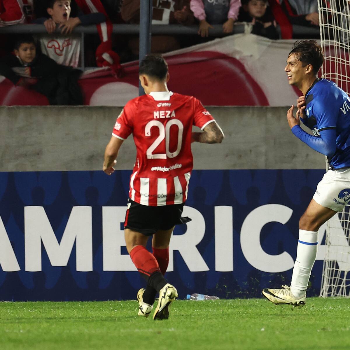 “Estaba desmotivado con el fútbol...”: la confesión de Carlo Villanueva tras ser el héroe de Huachipato en Copa Libertadores