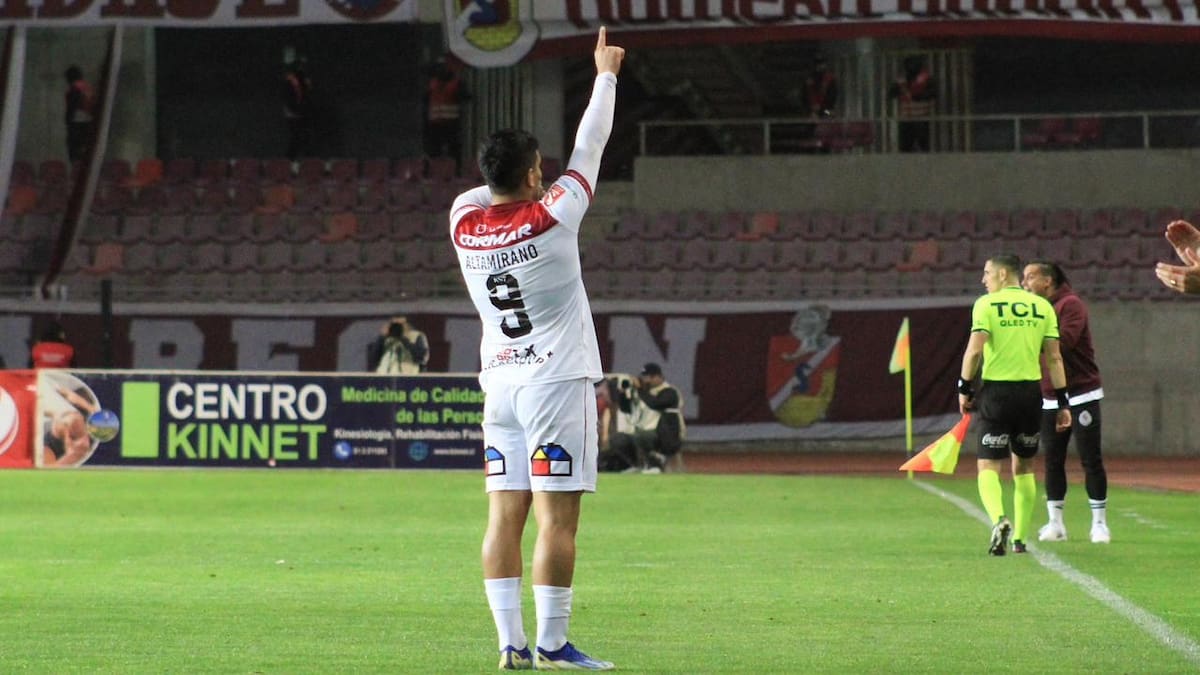 Lionel Altamirano, goleador de Deportes La Serena y de la Primera B: “Ojalá pronto podamos celebrar”