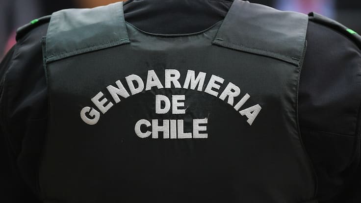 Reportan muerte de gendarme en cárcel de Iquique
