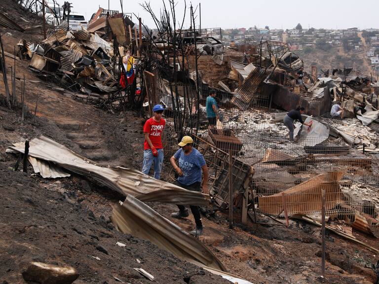 País ADN - Entrevista a Ignacio de la Torre, Presidente del Colegio Médico de Valparaíso