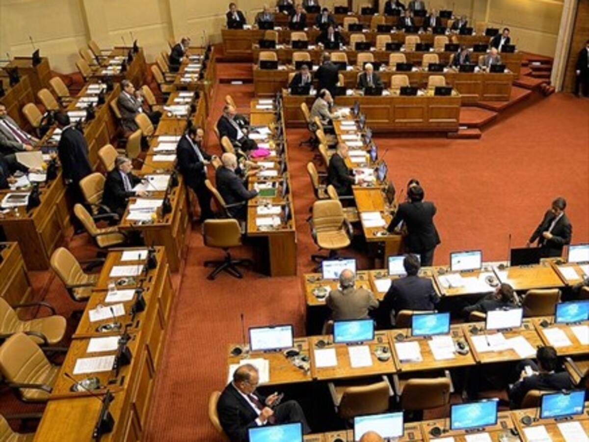 Cámara aprobó que ley de trabajo pesado rija para trabajadores de planta o subcontratados