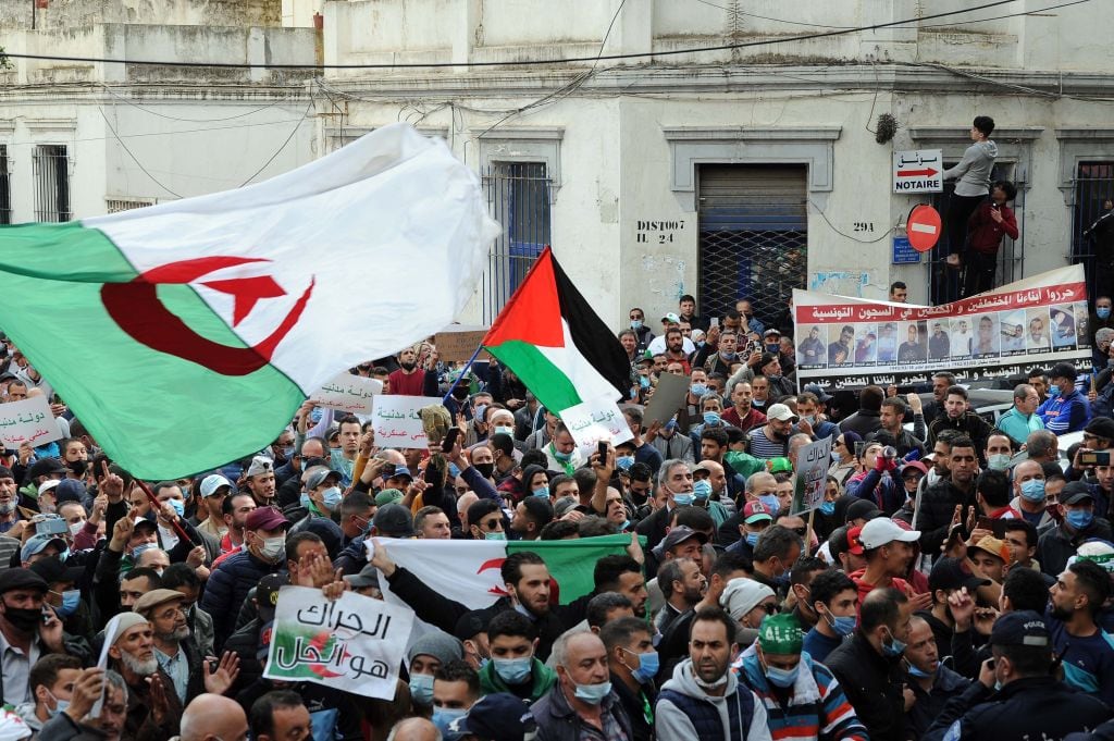 Protestas anti gobierno en la ciudad de Argel